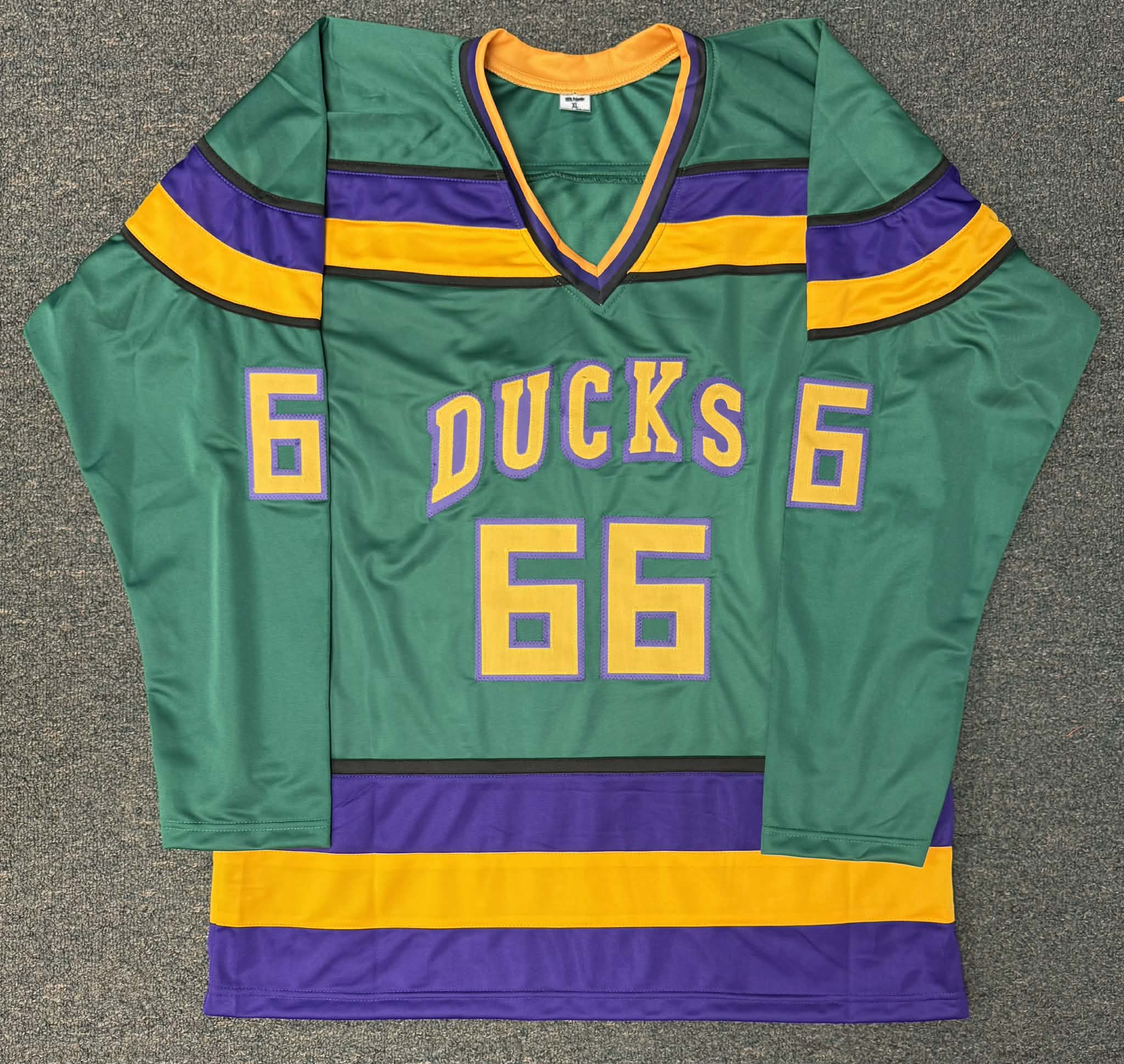 Autographed/Signed Emilio Estevez Gordon Bomba Hockey Jersey JSA