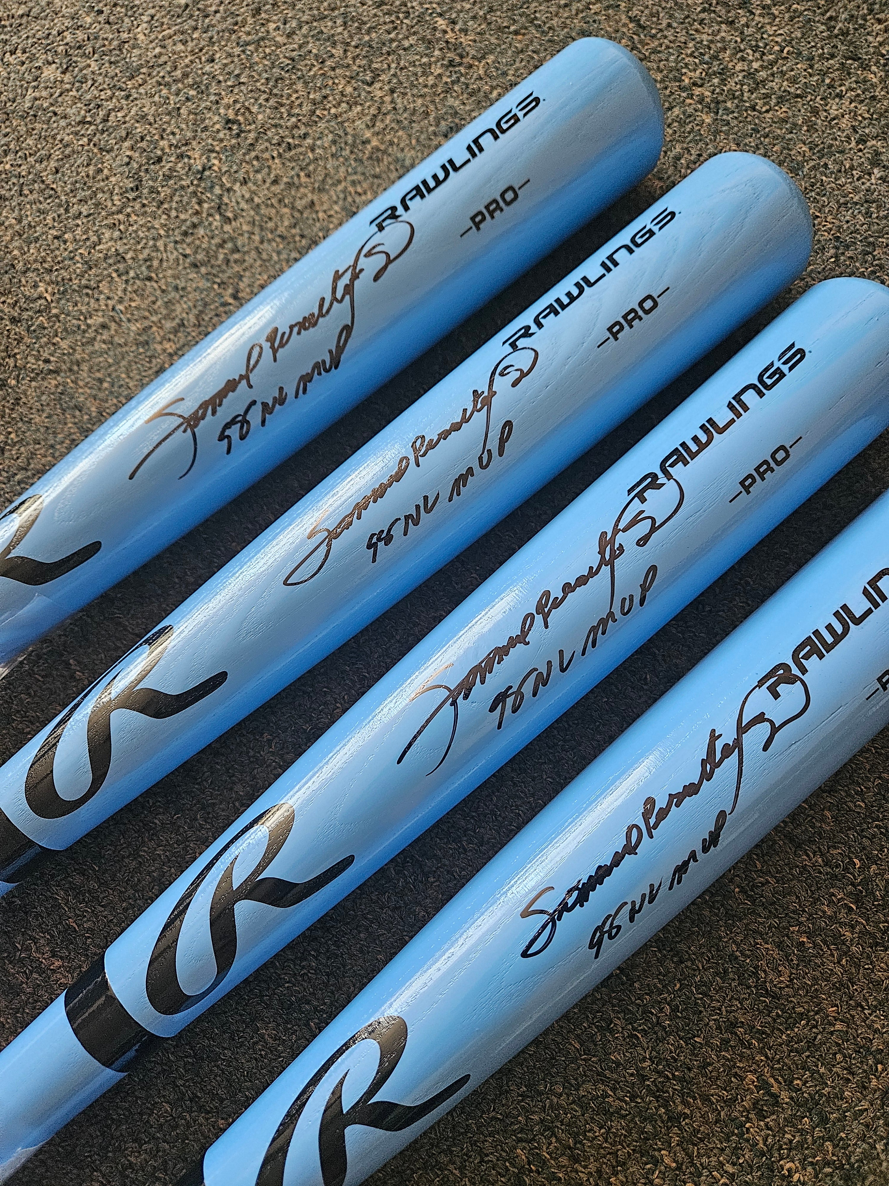 Sammy Sosa Full Name Rawlings Blue (1) Bat "89 NL MVP" JSA WITNESS