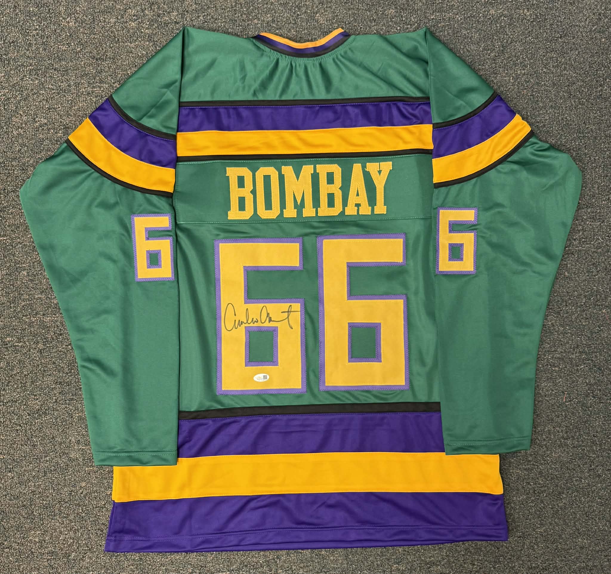 Autographed/Signed Emilio Estevez Gordon Bomba Hockey Jersey JSA