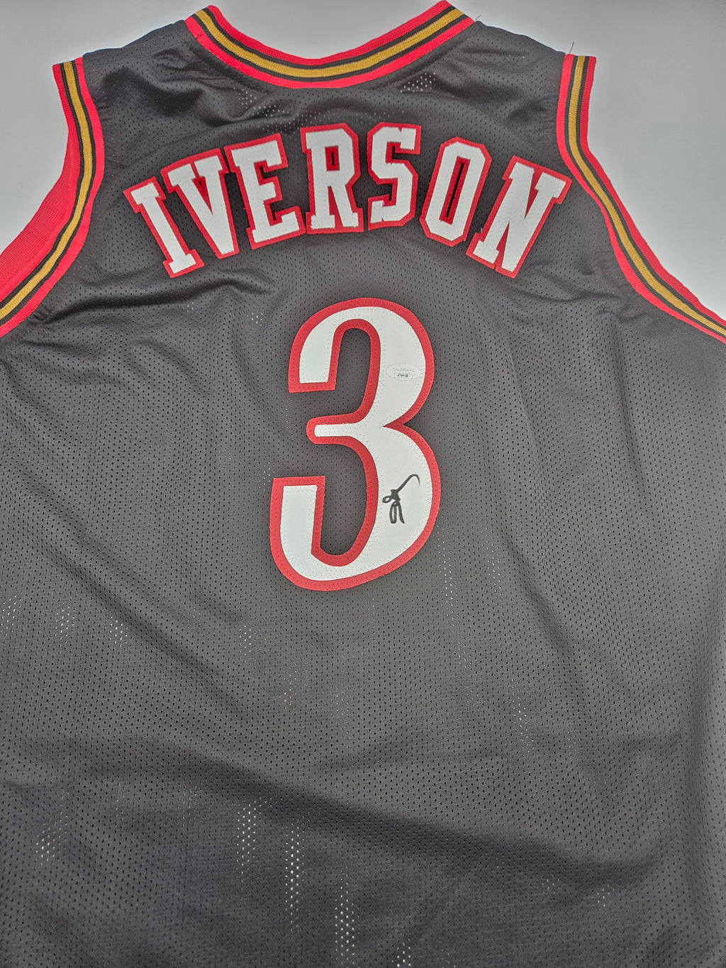 Allen Iverson signed Jersey JSA COA Philadelphia 76ers Autographed