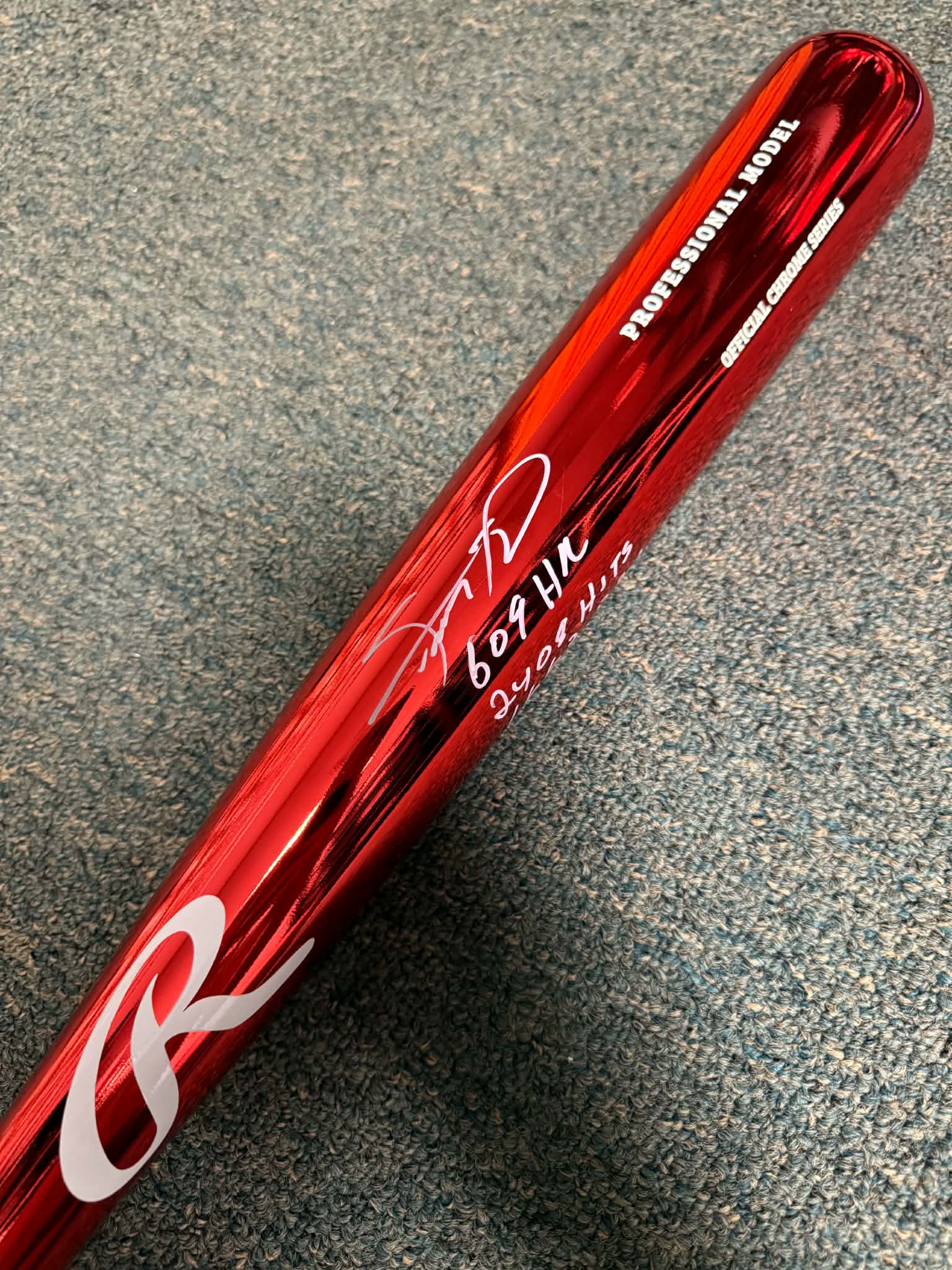 Sammy Sosa Chrome Red Bat Signed/Autographed Stat Inscriptions JSA WITNESS