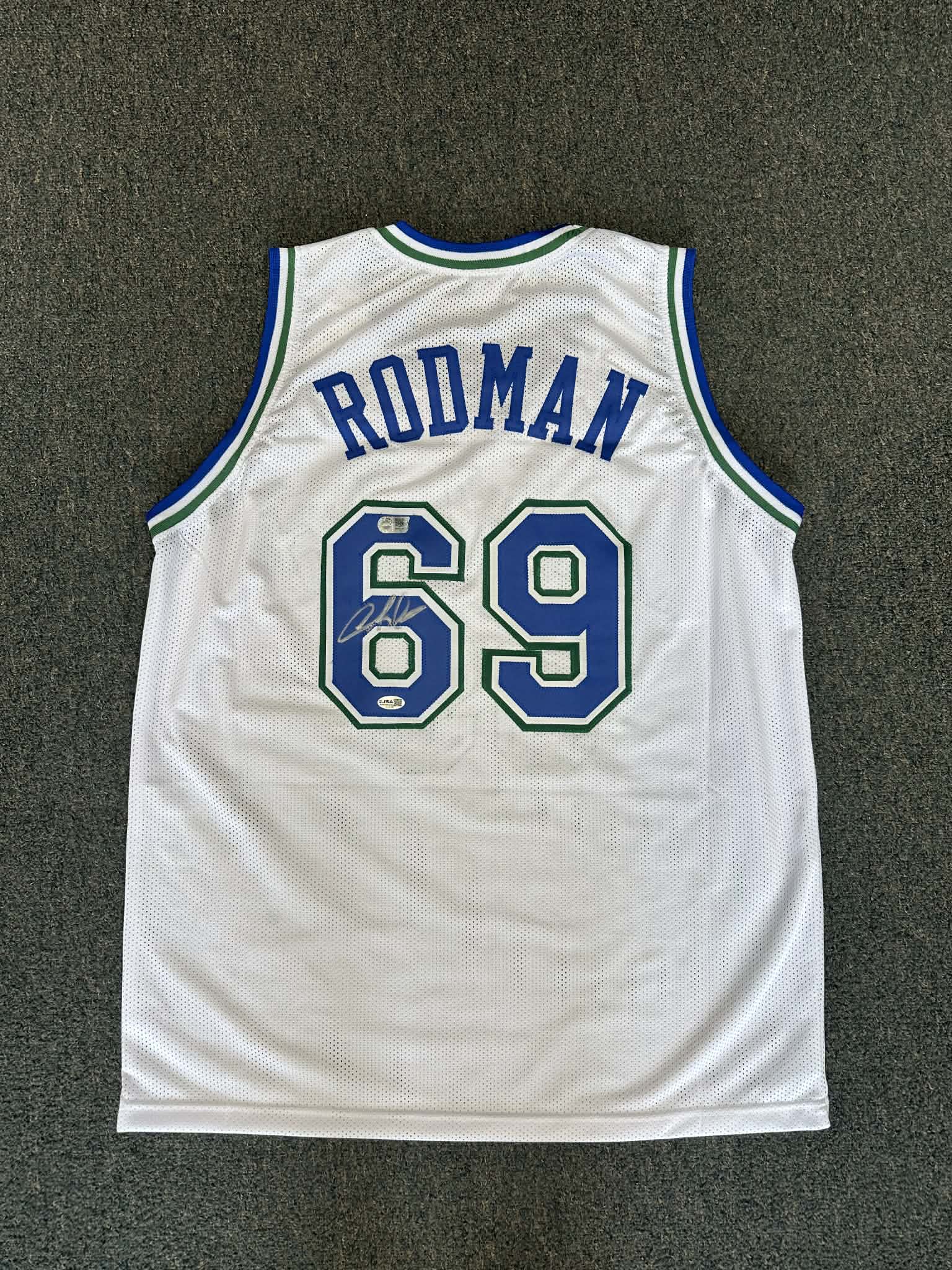 DENNIS RODMAN #69 AUTOGRAPHED SIGNED JERSEY DALLAS MAVERICKS SWAU JSA COA