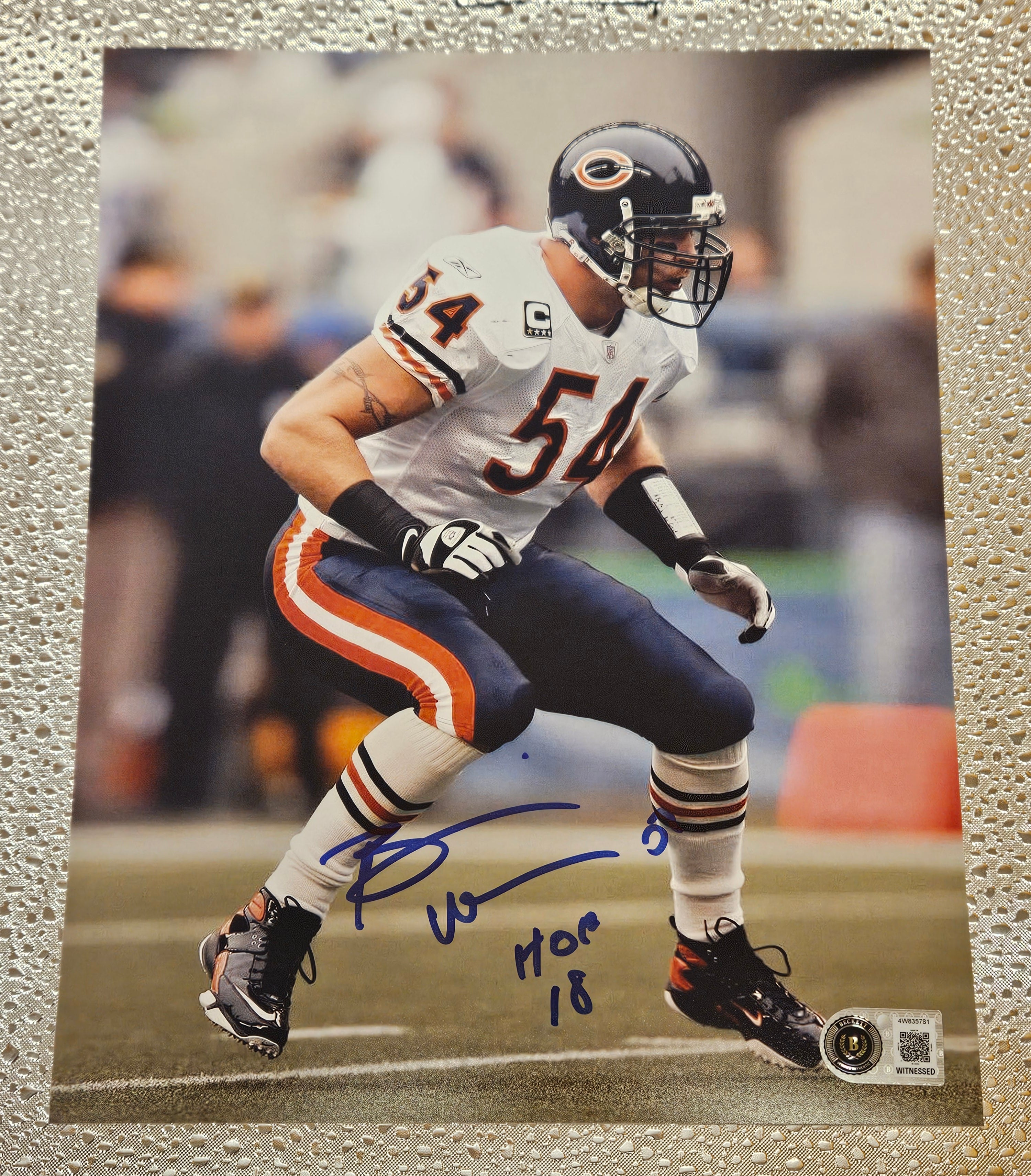 Brian Urlacher Chicago Bears HOF INSCRIPTION Signed 8x10 Photo BAS Witnessed