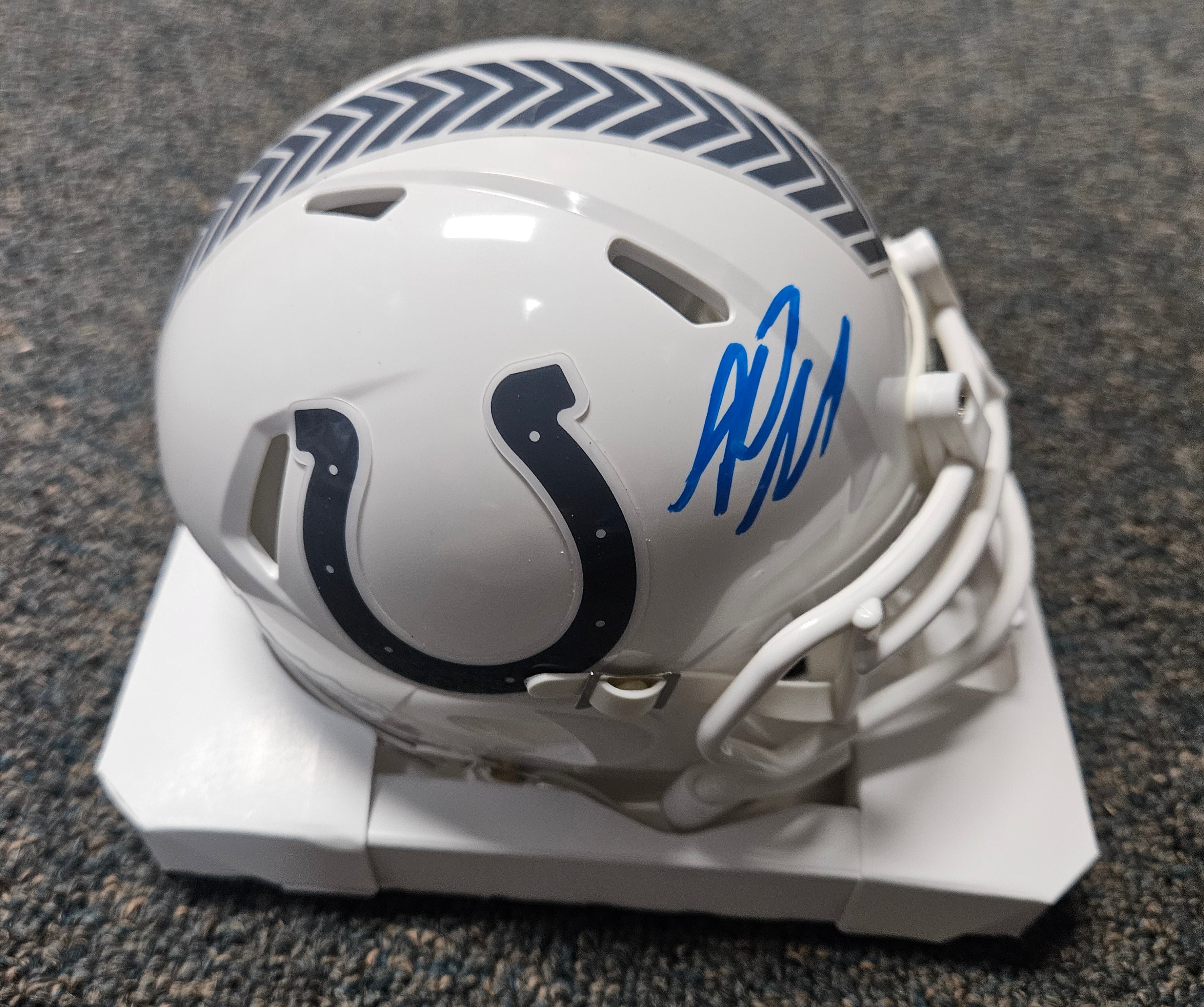 Riley Leonard Signed Indianapolis Colts STS Speed Mini Helmet JSA WITNESS COA