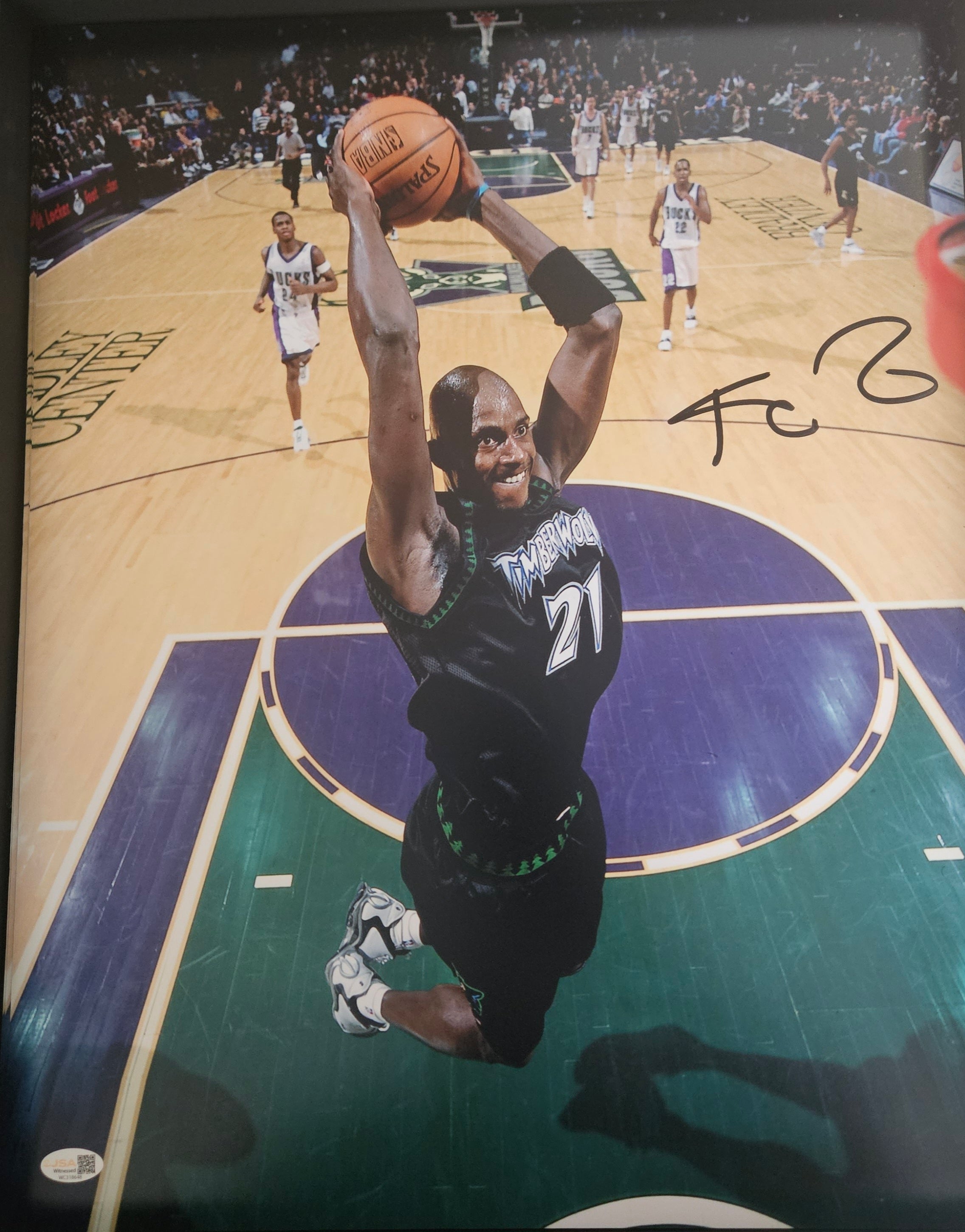 KEVIN GARNETT signed autographed 2 Hand Dunk Minnesota 16x20 photo w/ COA JSA WI